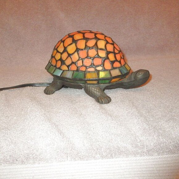 Vtg Tiffany Style Stained Glass Turtle Accent Lamp 9" Night Light On Off Switch - Picture 1 of 9